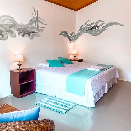 Hotel Coral Blanco With High Speed Internet Starlink And Galapagos Tour Operator Puerto Villamil Luaran gambar