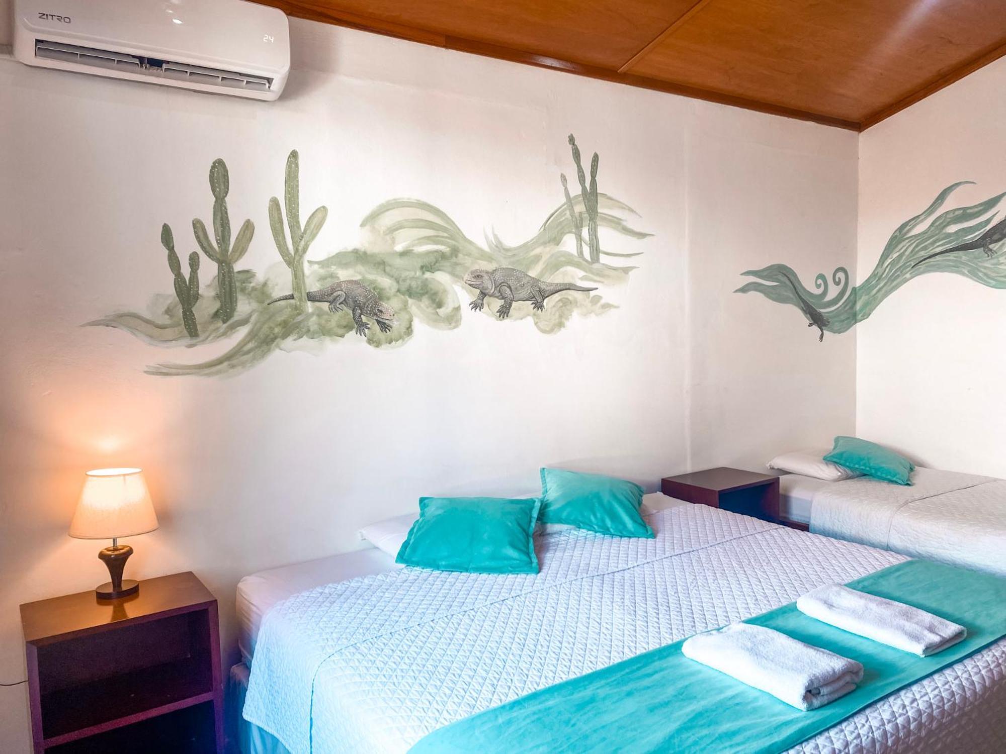 Hotel Coral Blanco With High Speed Internet Starlink And Galapagos Tour Operator Puerto Villamil Luaran gambar